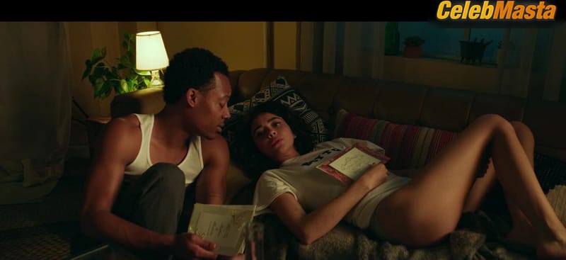 Sarah Hyland's Underwear Scene from The Wedding Year