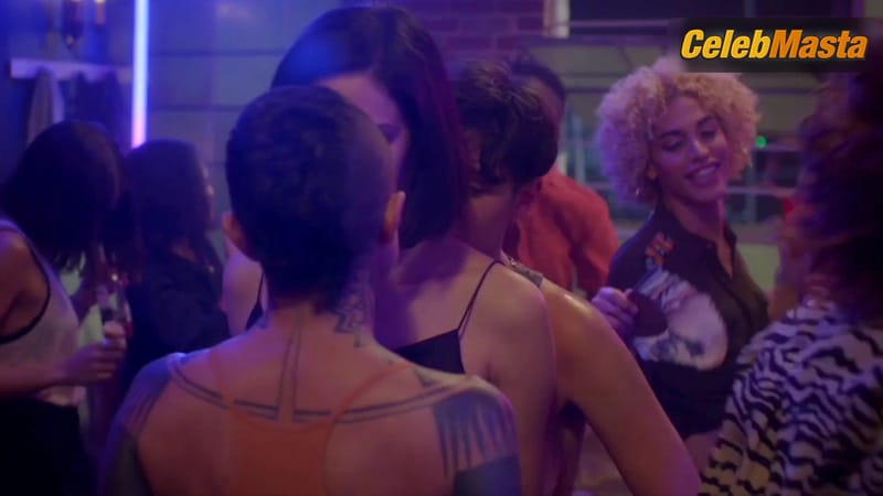 Mishel Prada and Michelle Badillo Bare Every Lesbian Scene in Vida