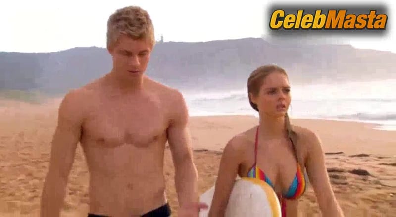 Samara Weaving's Boobs, Bikini Scene in Home And Away