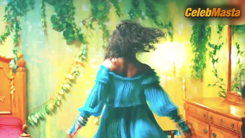 Rihanna's Sexy Scene from Wild Thoughts