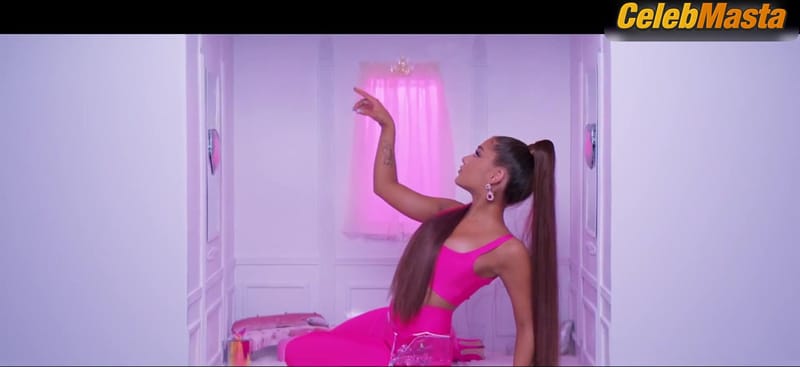 Ariana Grande's Sexy Scene in 7 Rings