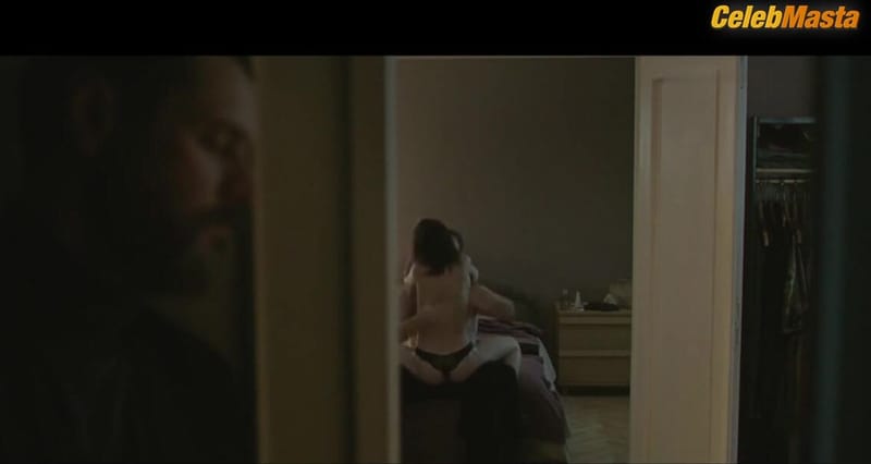 Charlotte Gainsbourg Lesbian, Booty Scene from Dark Crimes