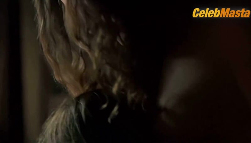 Piper Perabo and Jessica Pare Tits, Lesbian Scene from Lost And Delirious