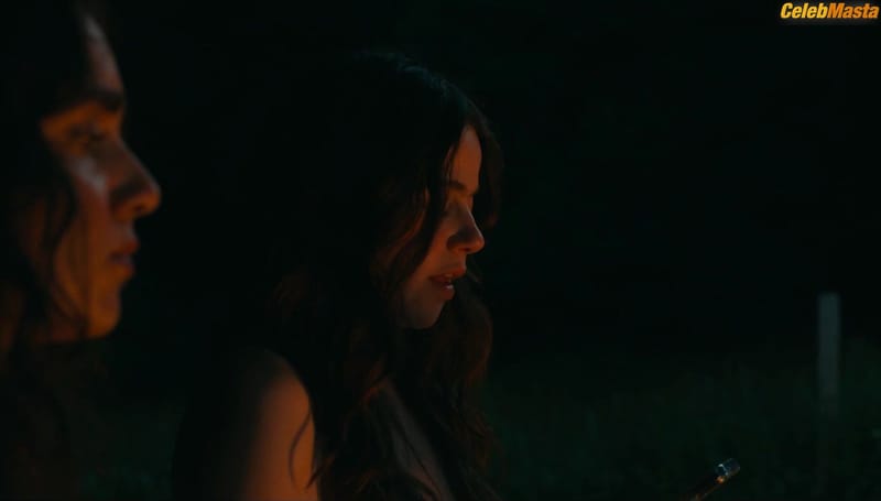 Molly Gordon and Geraldine Viswanathan Sexy Scene from Oh, Hi!
