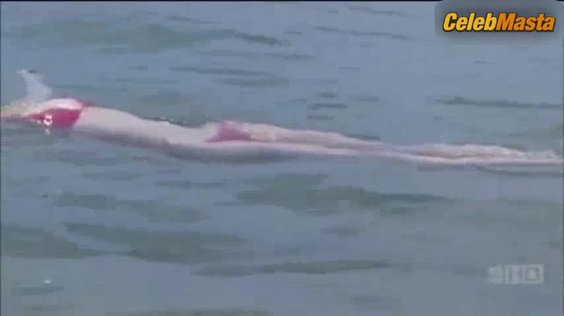 Melissa George's Ass, Tits Scene from Two Twisted