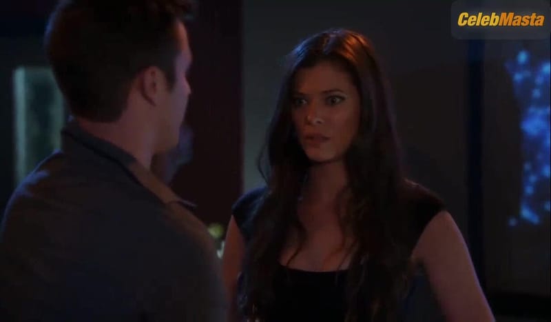 Peyton List's Sexy Scene in 90210