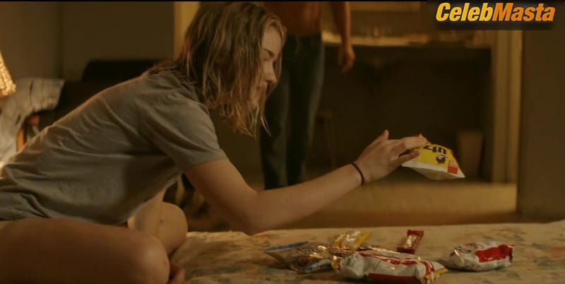 Willa Fitzgerald Underwear Scene in Reacher Show