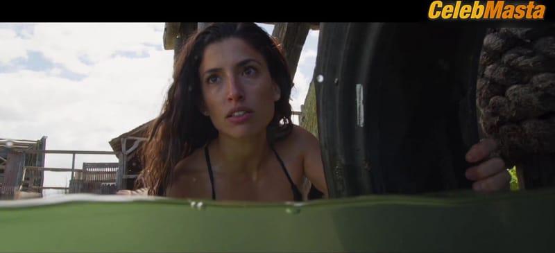 Tania Raymonde's Swimsuit Scene in Deep Blue Sea 3