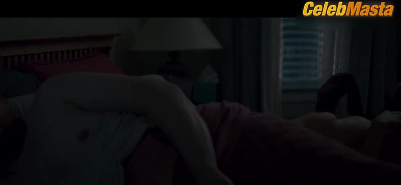 Maggie Gyllenhaal Bares Boobs in Scene from The Kindergarten Teacher