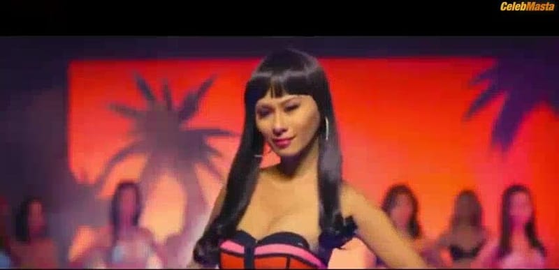 Lovi Poe Booty, Breasts Scene in Woke Up Like This