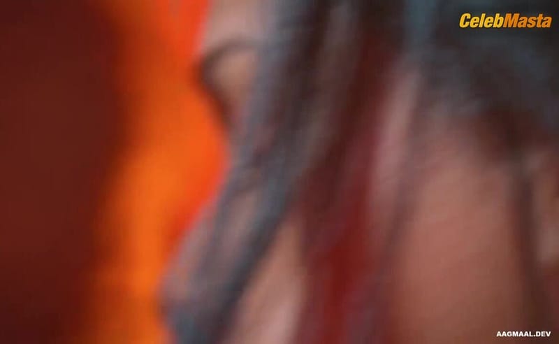 Priya Roy's Boobs Scene in Chitthi
