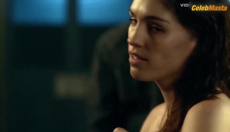 Amy Jo Johnson's Tits, Underwear Scene from Flashpoint