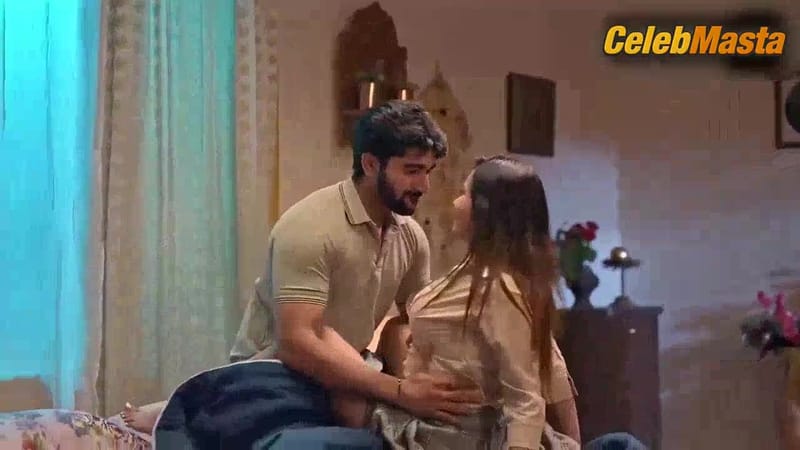 Shanaya Ansari, Bharti Jha, Jinnie Jaaz, Alendra Bill and Suhana Khan Sexy Scene from Jaan Bujh Kar