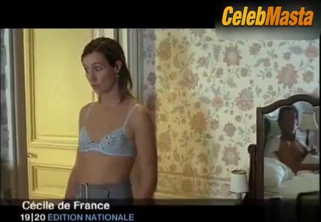 Cecile De France's Sexy Scene from La Confiance Regne