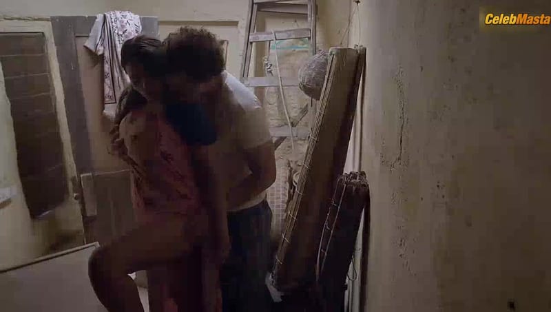 Jinnie Jaaz's Racy Scene in Charmsukh