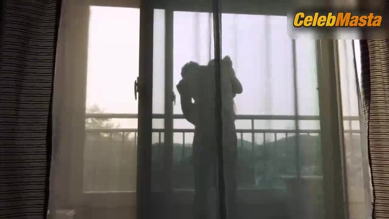 Lee Chae-dam and Lee Eun-i Tits Scene from Comic Stories