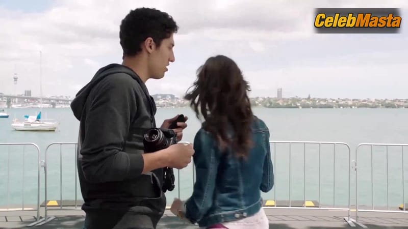 Ciara Hanna and Christina Masterson's Hot Scene in Power Rangers Megaforce