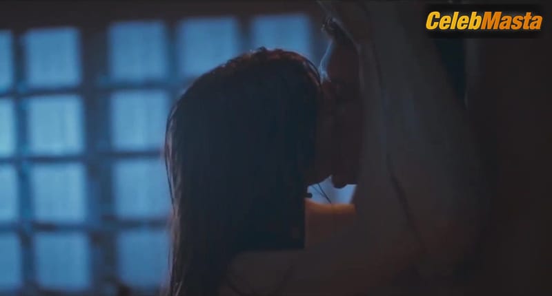 Camila Queiroz Sexy Scene from Procura Se