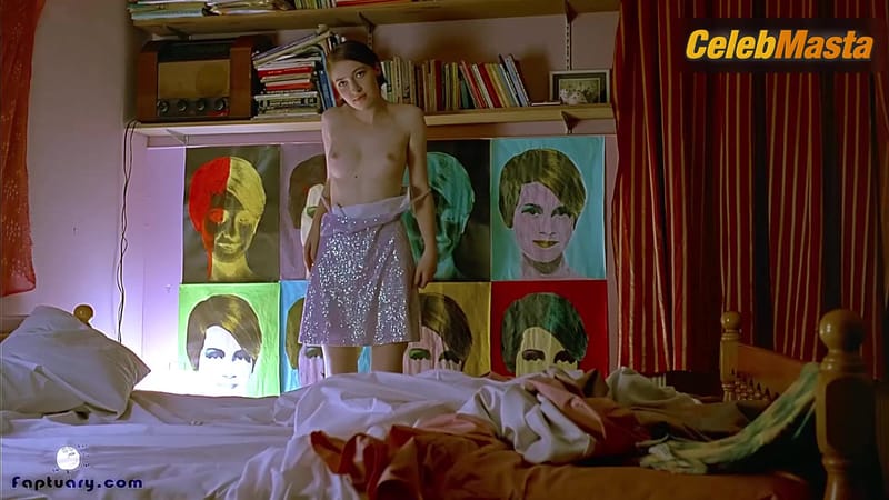 Kelly MacDonald Ass, Tits Scene from Trainspotting