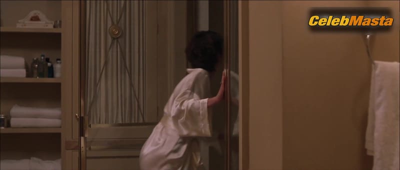 Robin Tunney's Butt, Tits Scene from End Of Days