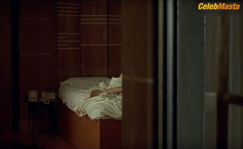 Juliette Binoche Booty, Tits Scene from Damage
