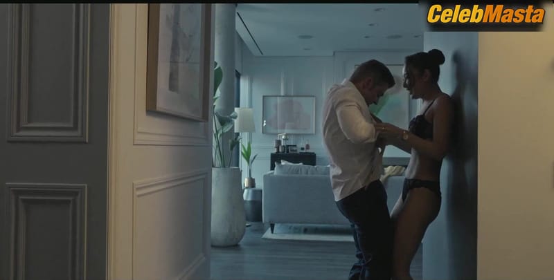 Li Jun Li's Tits, Swimsuit Scene in Sex Life