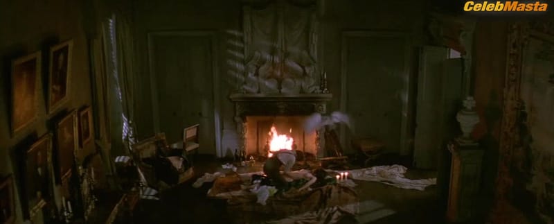 Juliette Binoche Boobs, Bush Scene in The Horseman On The Roof