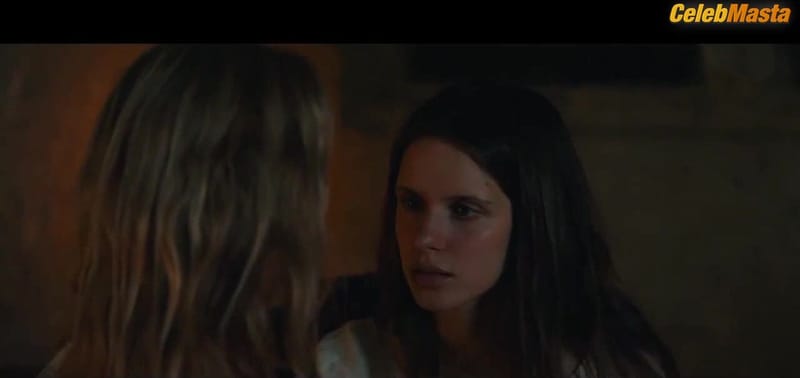 Virginie Efira and Daphne Patakia's Lesbian, Booty Scene in Benedetta