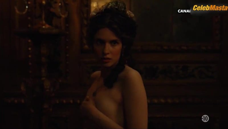 Daphne Patakia's Ass, Tits Scene in Versailles