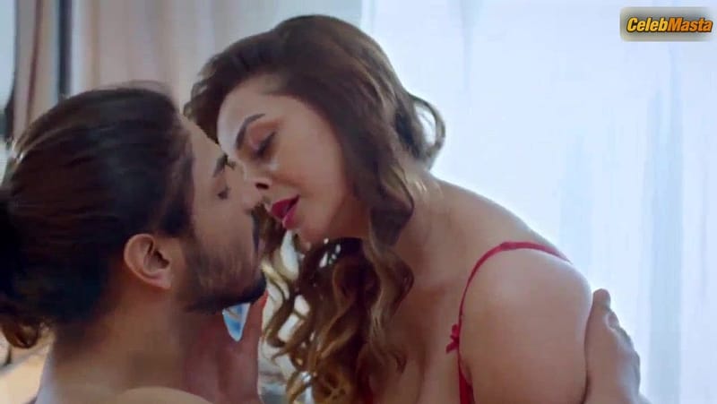Irra Soni Hot Scene in Woodpecker