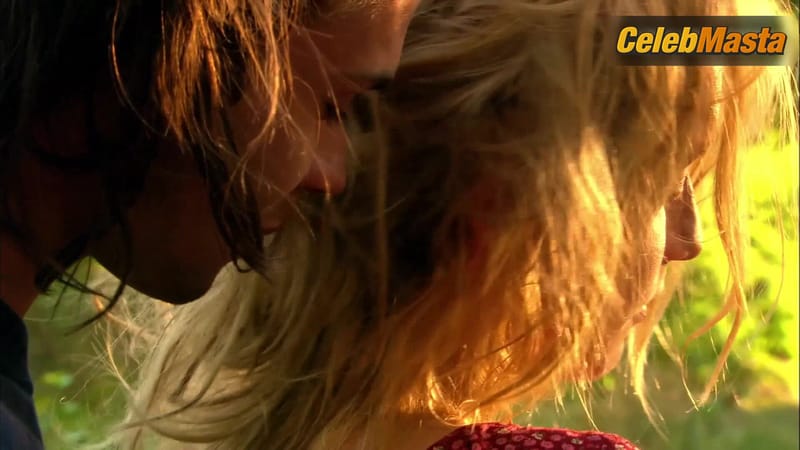 Ludivine Sagnier, Nicole Garcia and Anne Le Ny Tits Scene from La Petite Lili