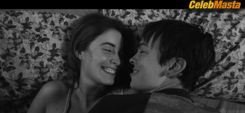 Brittany Allen and Hannah Emily Anderson's Lesbian Scene in What Keeps You Alive