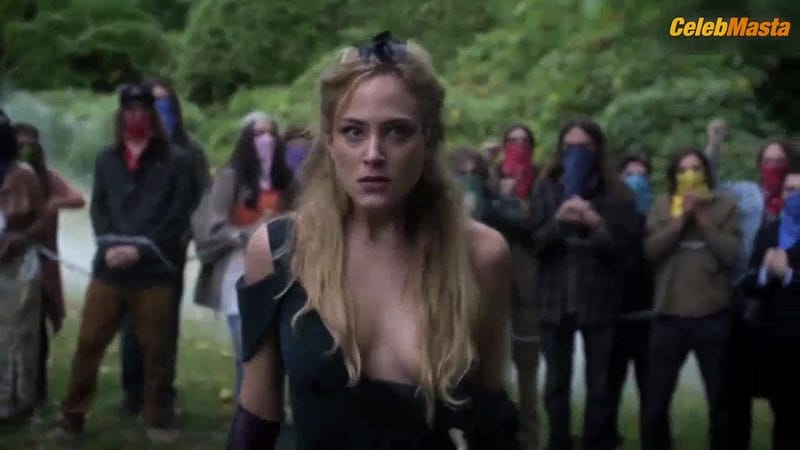 Nora Arnezeder Tits and Underwear Scene from Mozart In The Jungle