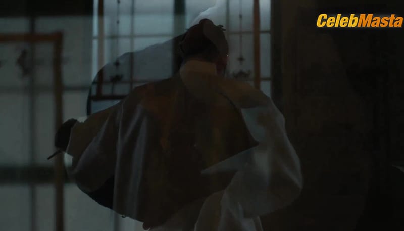 Cha Joo-young's Booty Scene in The Queen Who Crowns