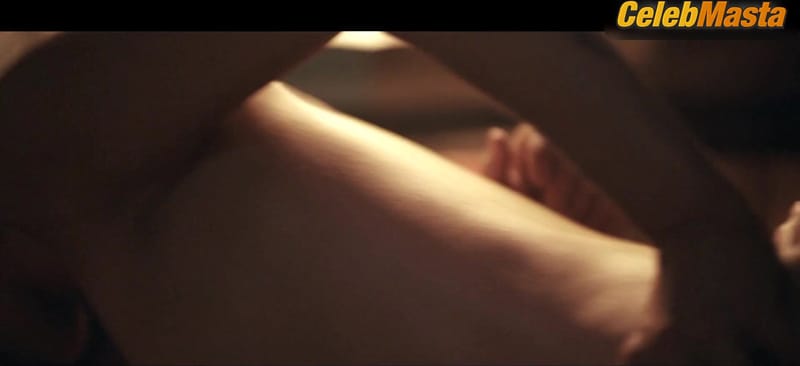 Hassie Harrison Body Double, Booty Scene in Dangerous Animals
