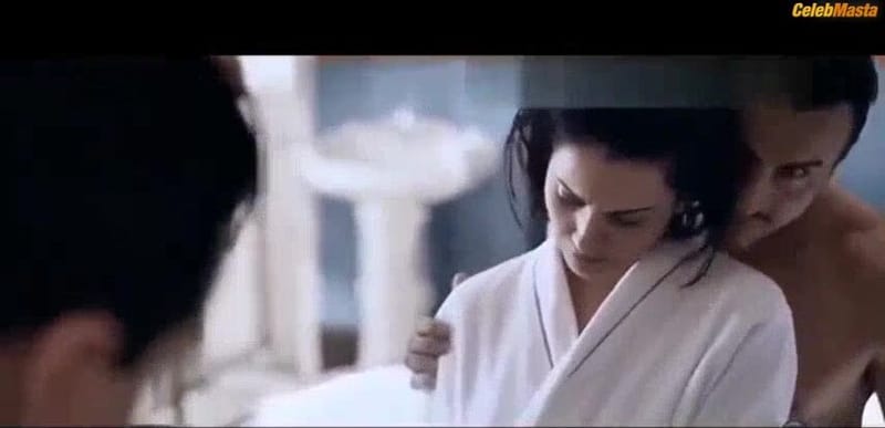 Kangana Ranaut Sexy Scene from Rangoon