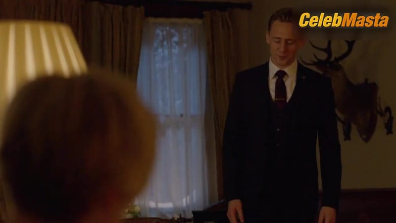Elizabeth Debicki Naked Scene from The Night Manager