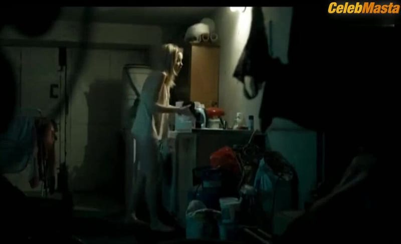 Paulina Galazka Bares Booty, Boobs Scene in Klangor