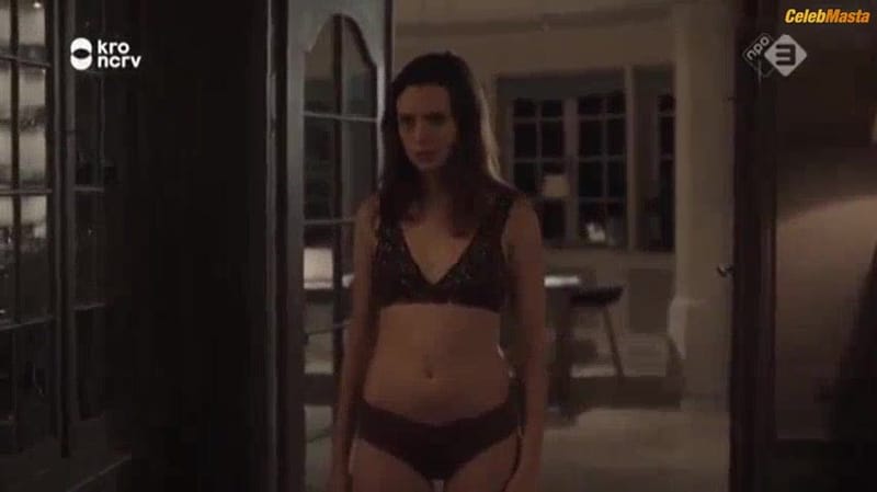 Gaite Jansen's Booty Scene from Ik Weet Wie Je Bent