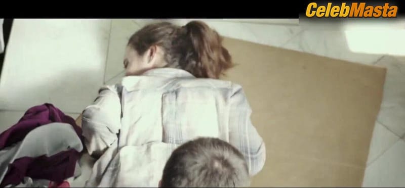Maria Pedraza's Booty Scene in Amar