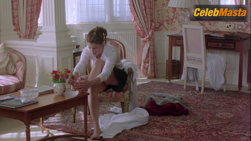 Jeanne Tripplehorn's Underwear Scene in Sliding Doors