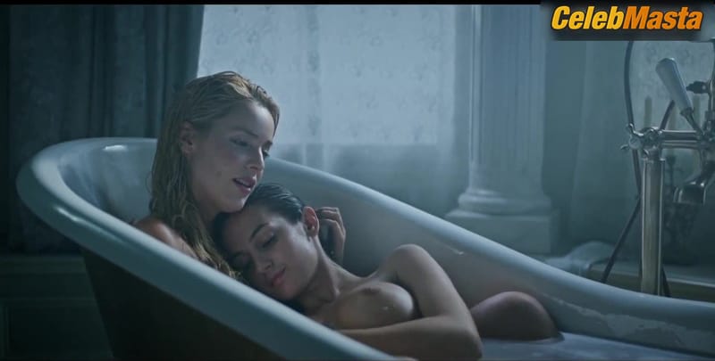 Alejandra Onieva and Maria de Nati's Tits Scene in Las Pelotaris 1926