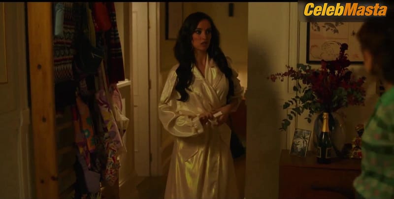 Maria de Nati Tits and Underwear Scene from A Que Estas Esperando?