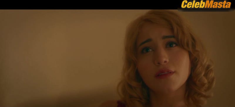 Caylee Cowan Underwear Scene in Frank and Penelope Film