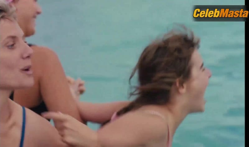 Sarah Pachoud, Claire Tran, Melanie Laurent and Angelina Woreth Hot Scene in The Wonderers