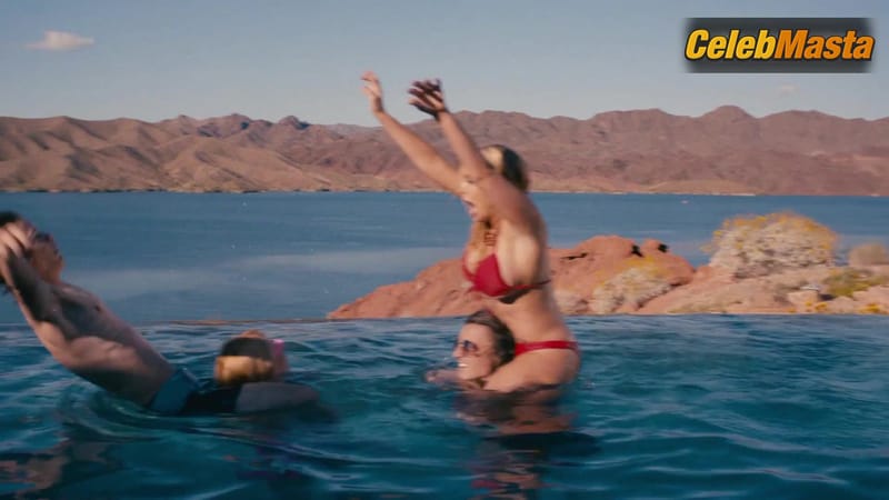 Jesse Jane's Swimsuit Scene in Highway To Havasu