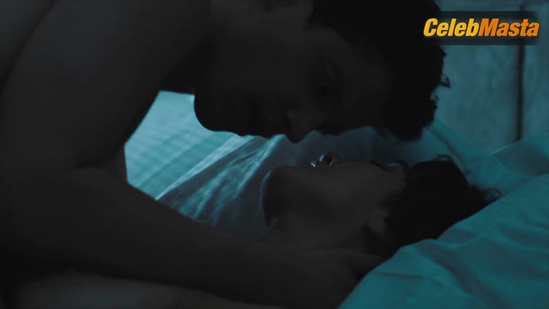 Simona Tabasco Boobs Scene in The White Lotus
