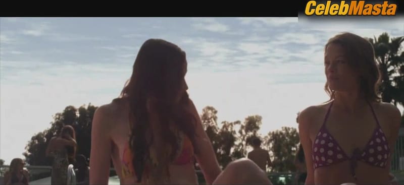 Brittany Daniel, Crystal Reed and Scottie Thompson Swimsuit Scene from Skyline