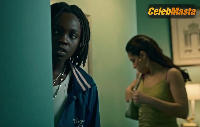 Tracy Gotoas and Nabiha Akkari Lesbian Sex Scene from Ganglands