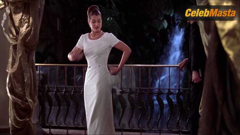 Brooke Shields Tits Scene from The Bachelor